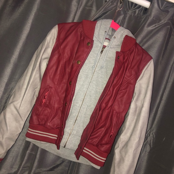 Leather varsity jacket - Picture 3 of 4